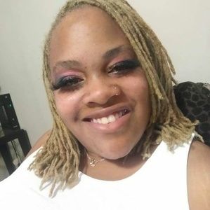 Meet your Posher, Queennique